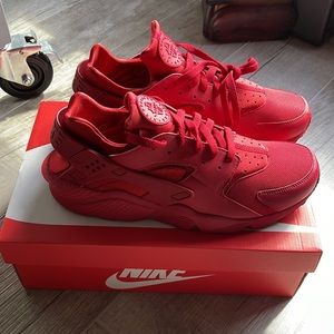 Nike Air Huarache Mens Sz 13 Triple Red 318429-660 Sneakers Red October NEW